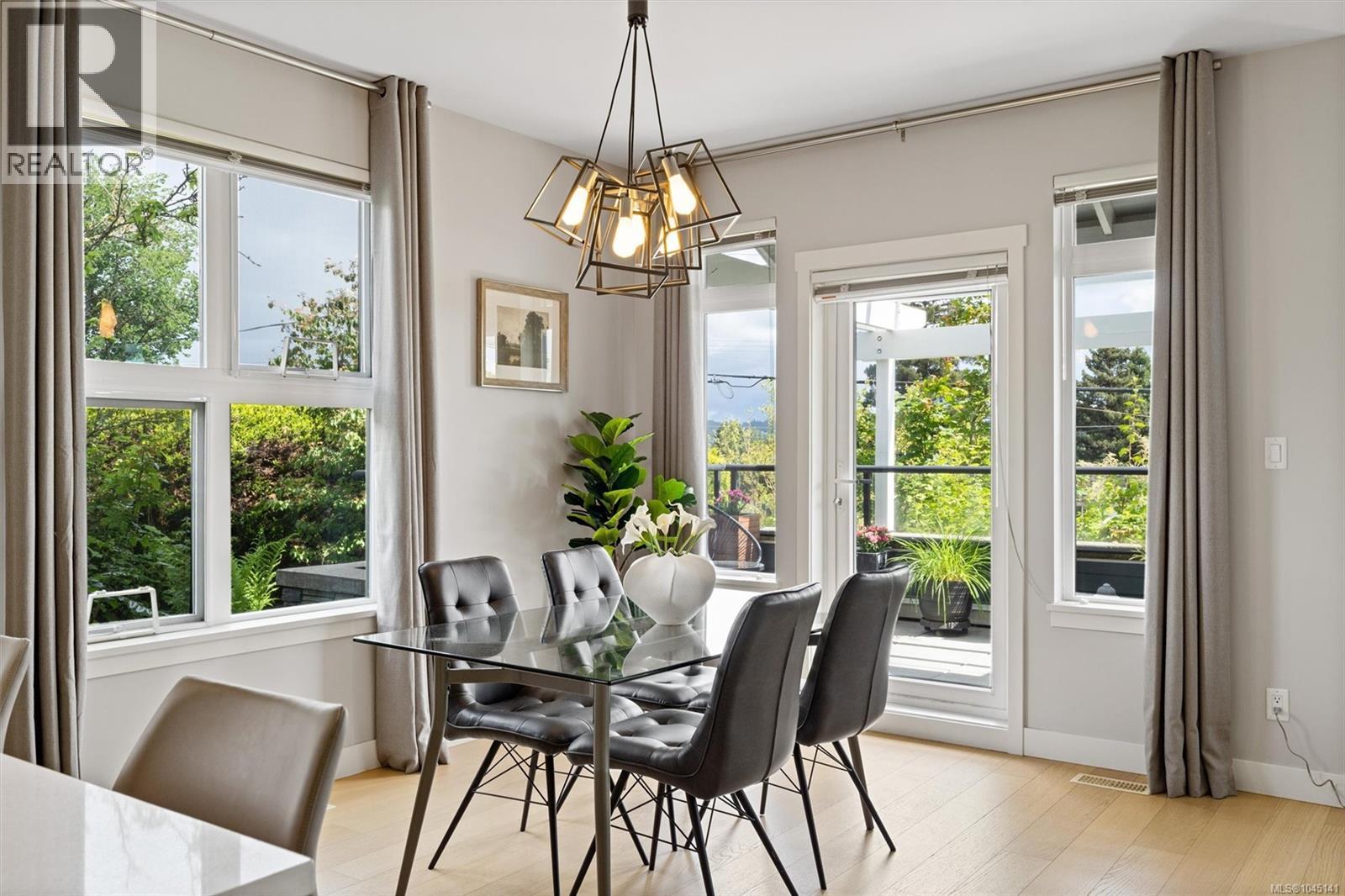 #101 3916 Carey Rd - Image 19