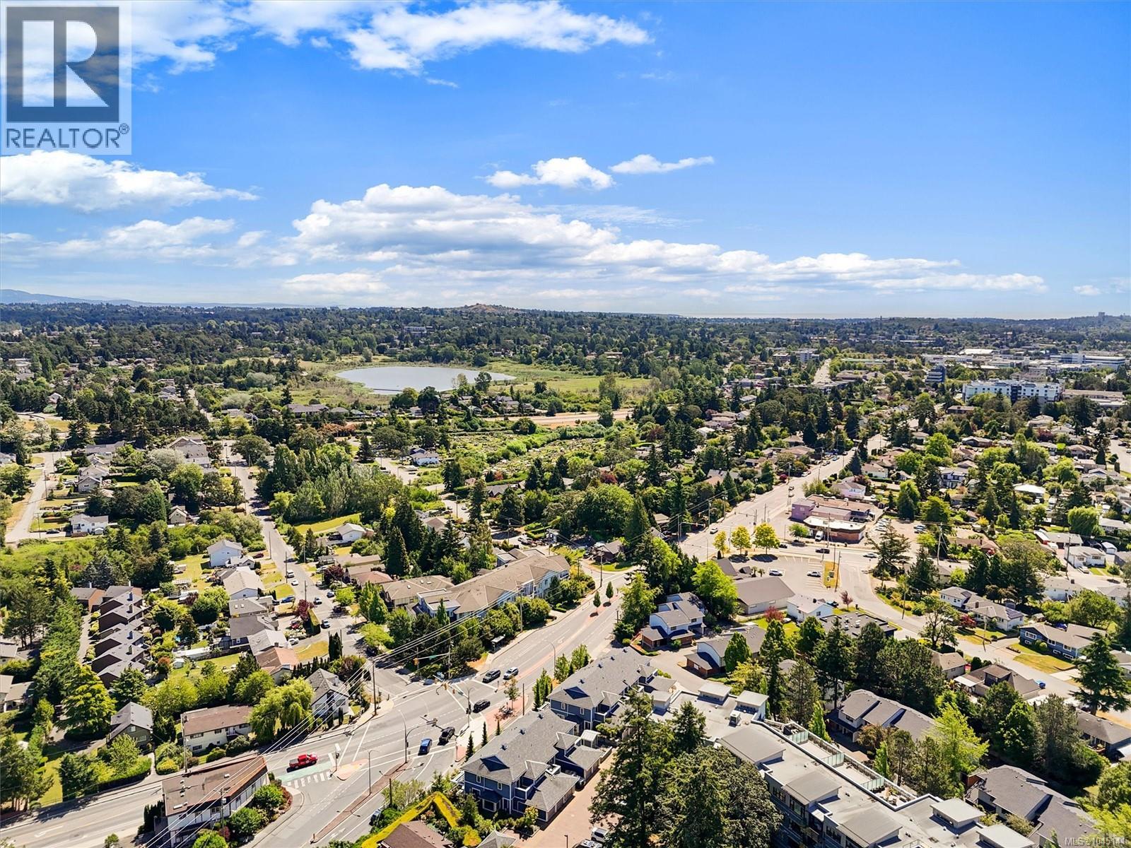 #101 3916 Carey Rd - Image 37