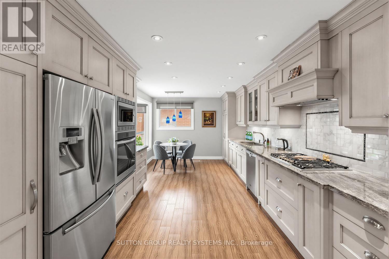 228 CHANTENAY DRIVE - 10