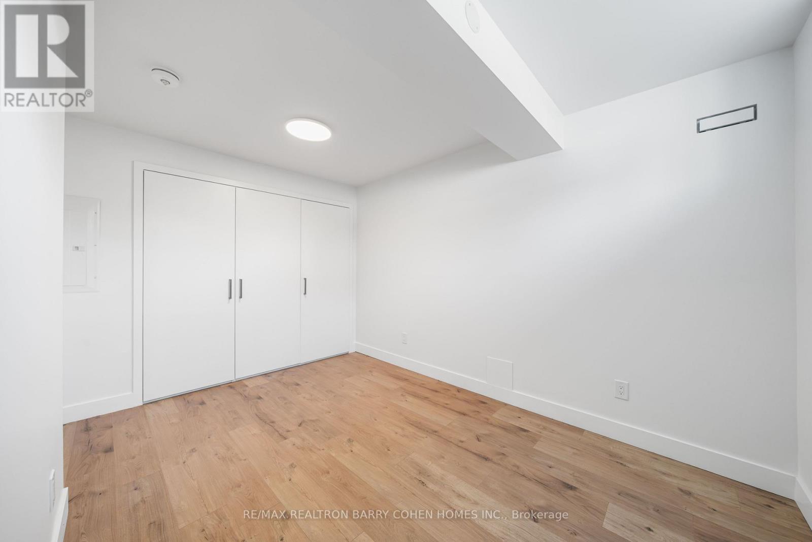 33 LANARK AVENUE - Image 39