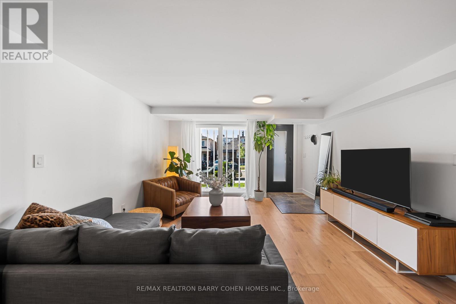 33 LANARK AVENUE - Image 27