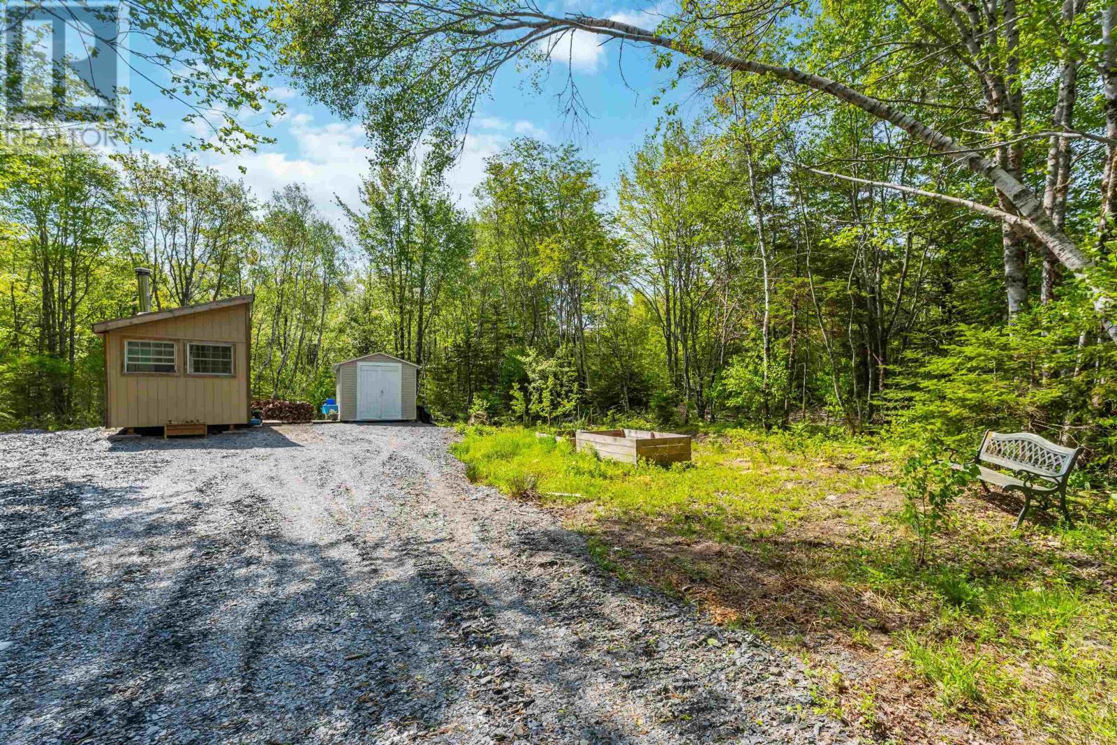 Property 23 of 43 of 516 Greenland Road
