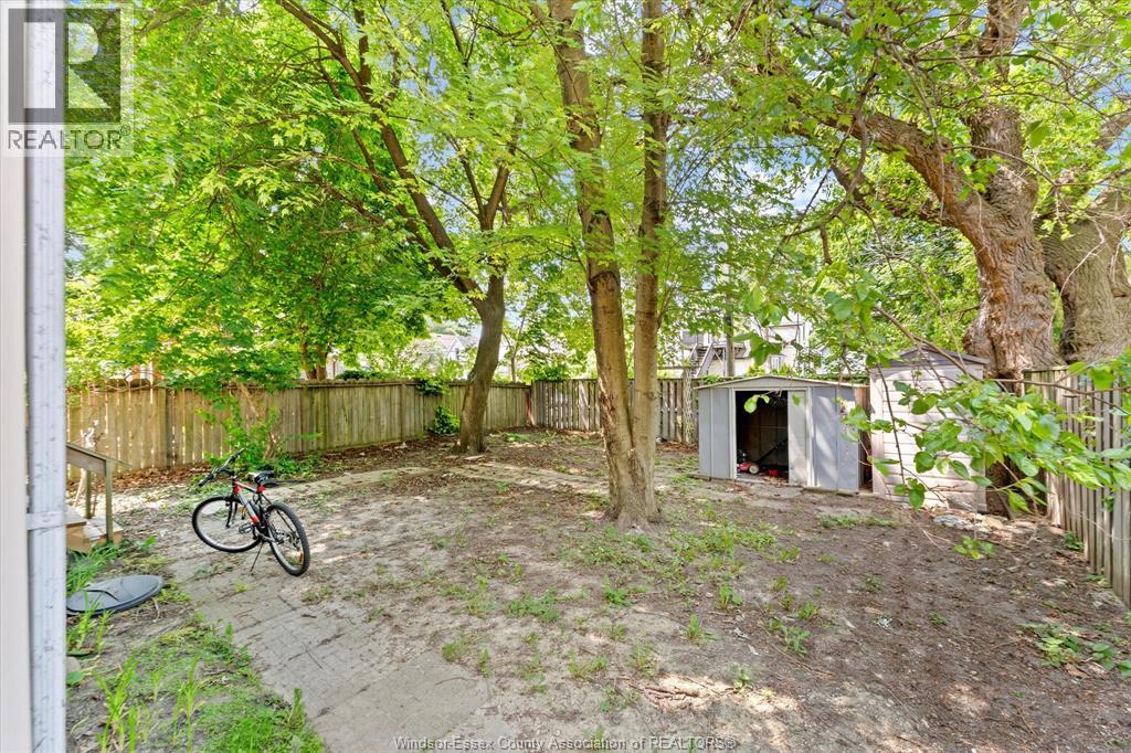 691 WINDERMERE ROAD - 27
