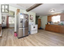 4pc Bathroom - 64 Pearl Street, River Hebert, NS B0L1G0 Photo 9