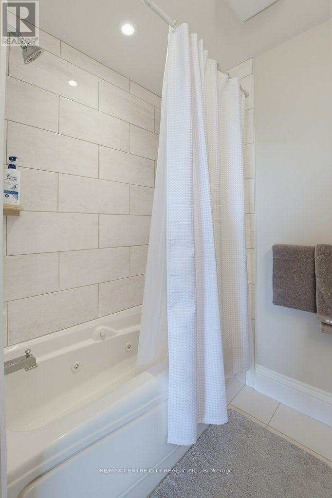 174 BRAYSIDE STREET - 15