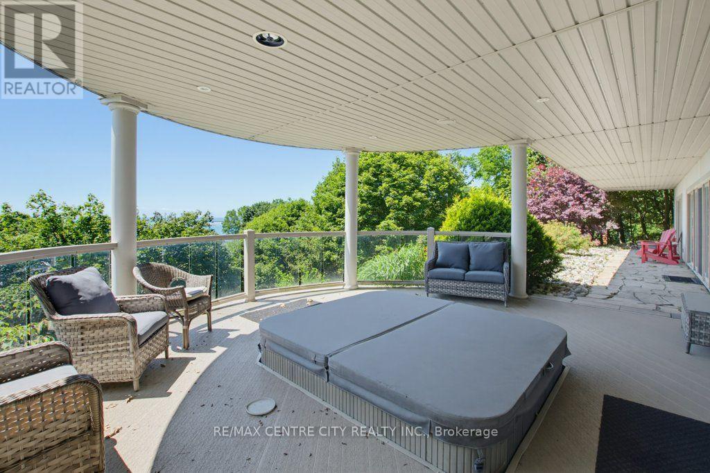 174 BRAYSIDE STREET - 41