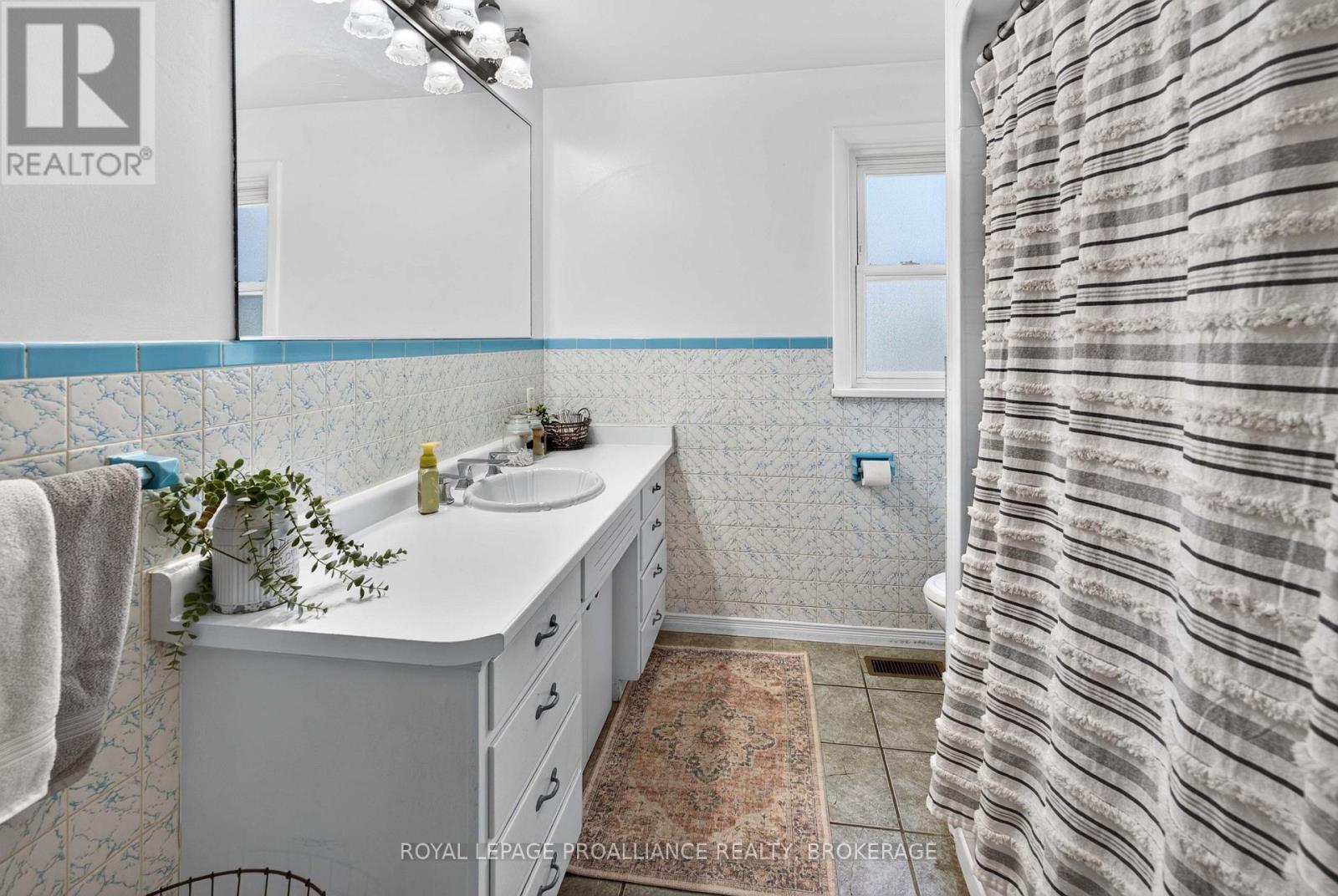 26 MCLEAN BOULEVARD - Image 18