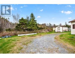 64 Main Road thumbnail 35