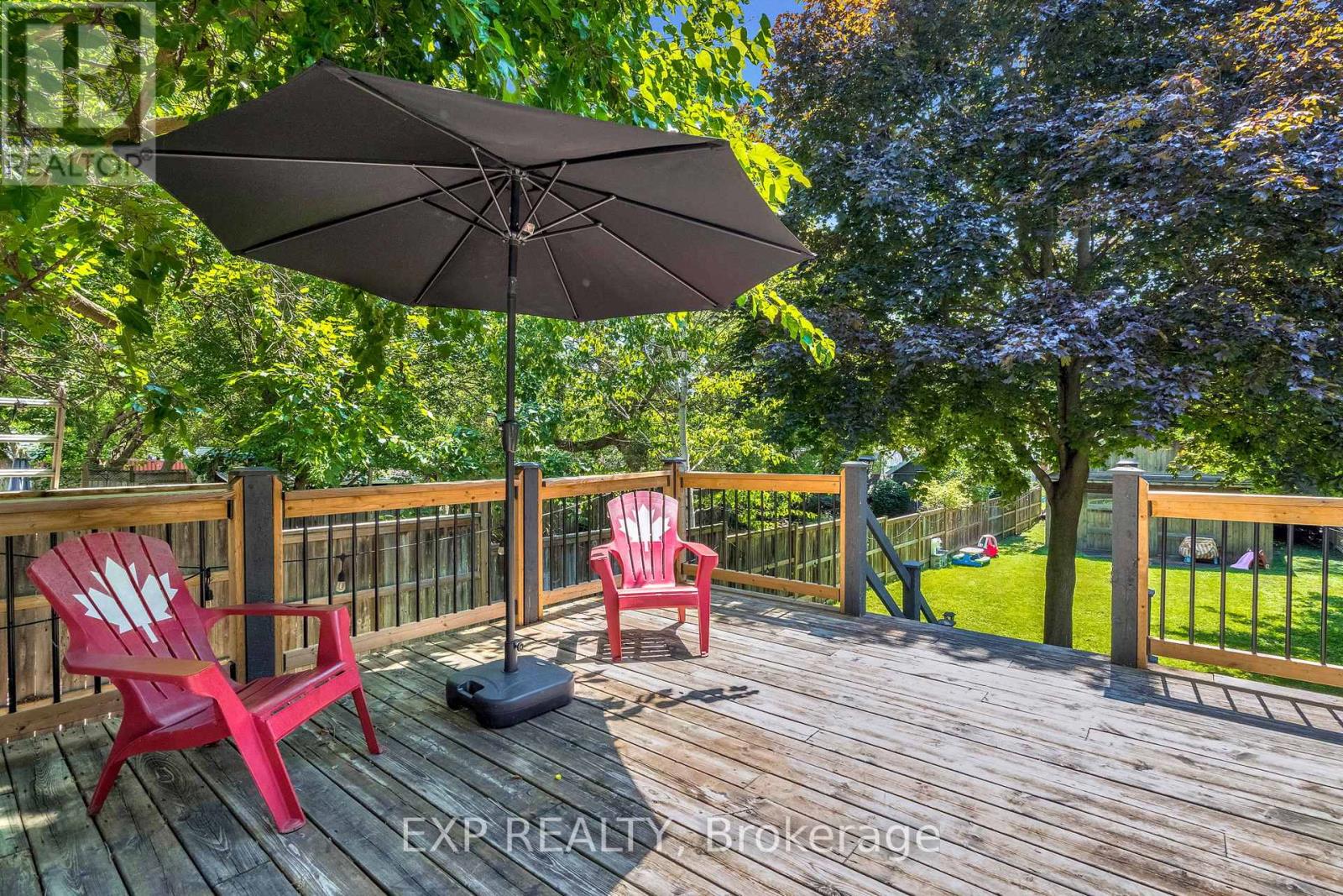 895 DUFFERIN AVENUE - Image 33