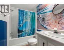 10 Auttreaux Drive, Whitecourt, AB T7S1C8 Photo 19