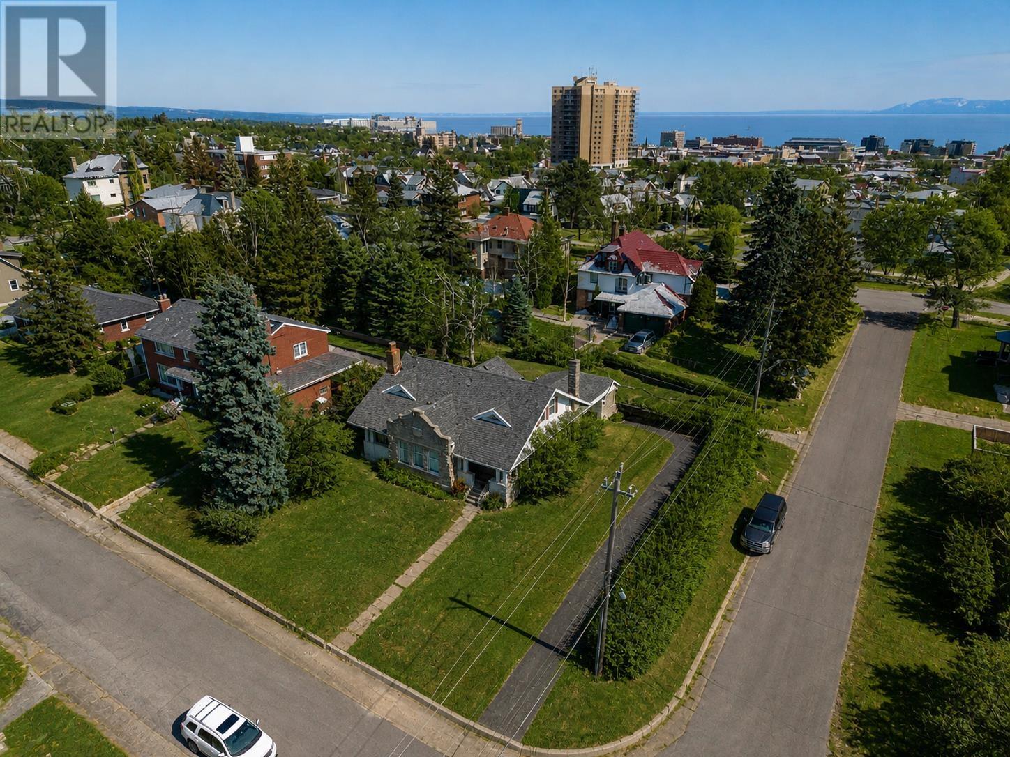 43 Summit AVE - Image 3