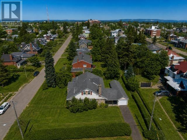 43 Summit AVE - 49