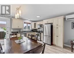 22 Truxtun Place thumbnail 6