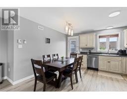 22 Truxtun Place thumbnail 7