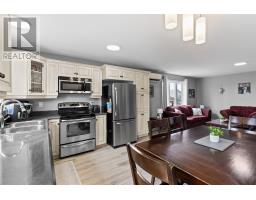22 Truxtun Place thumbnail 8