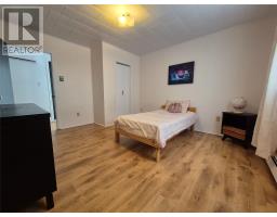 26 Riverside Road West thumbnail 20