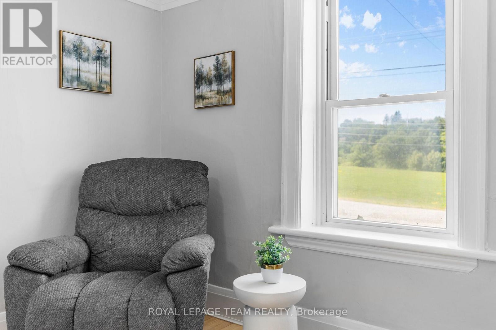 79 MUTUAL AVENUE - 13