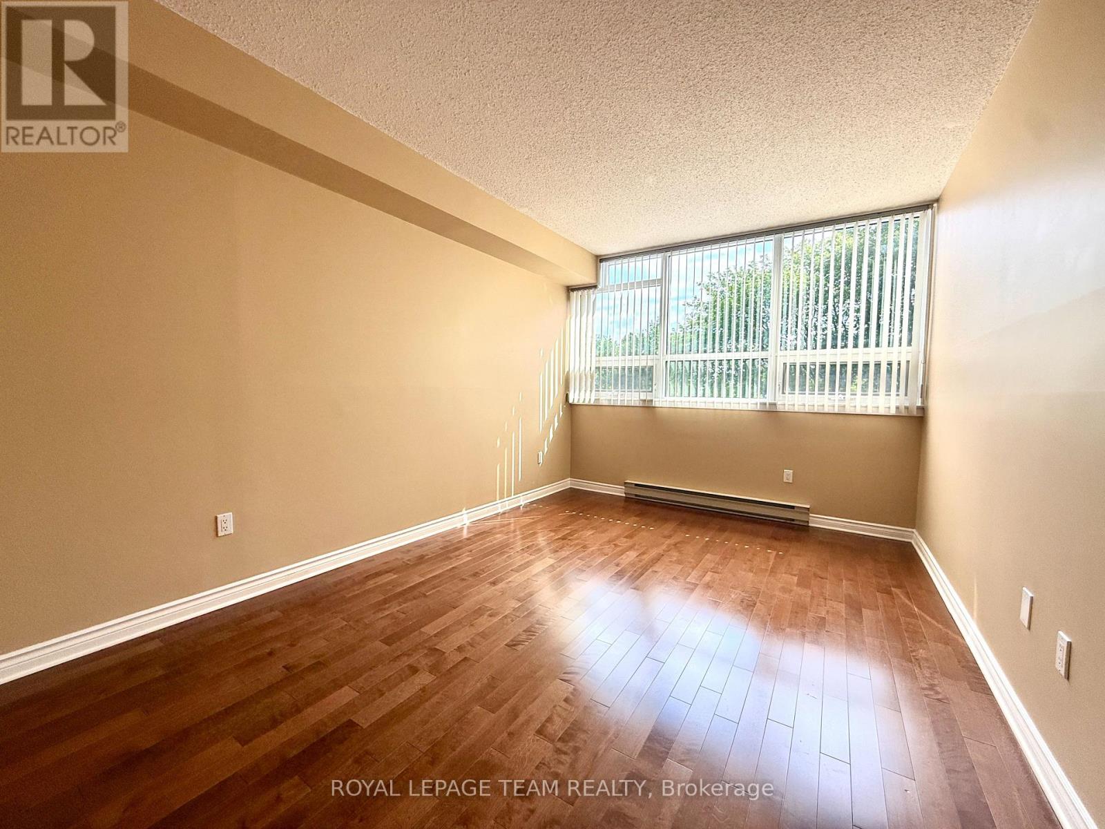 2 Bed, 2 Bath Apartment for Rent in Ottawa – 205 – 1480 RIVERSIDE DRIVE, Ottawa – MLS# X13649004 - Image 15