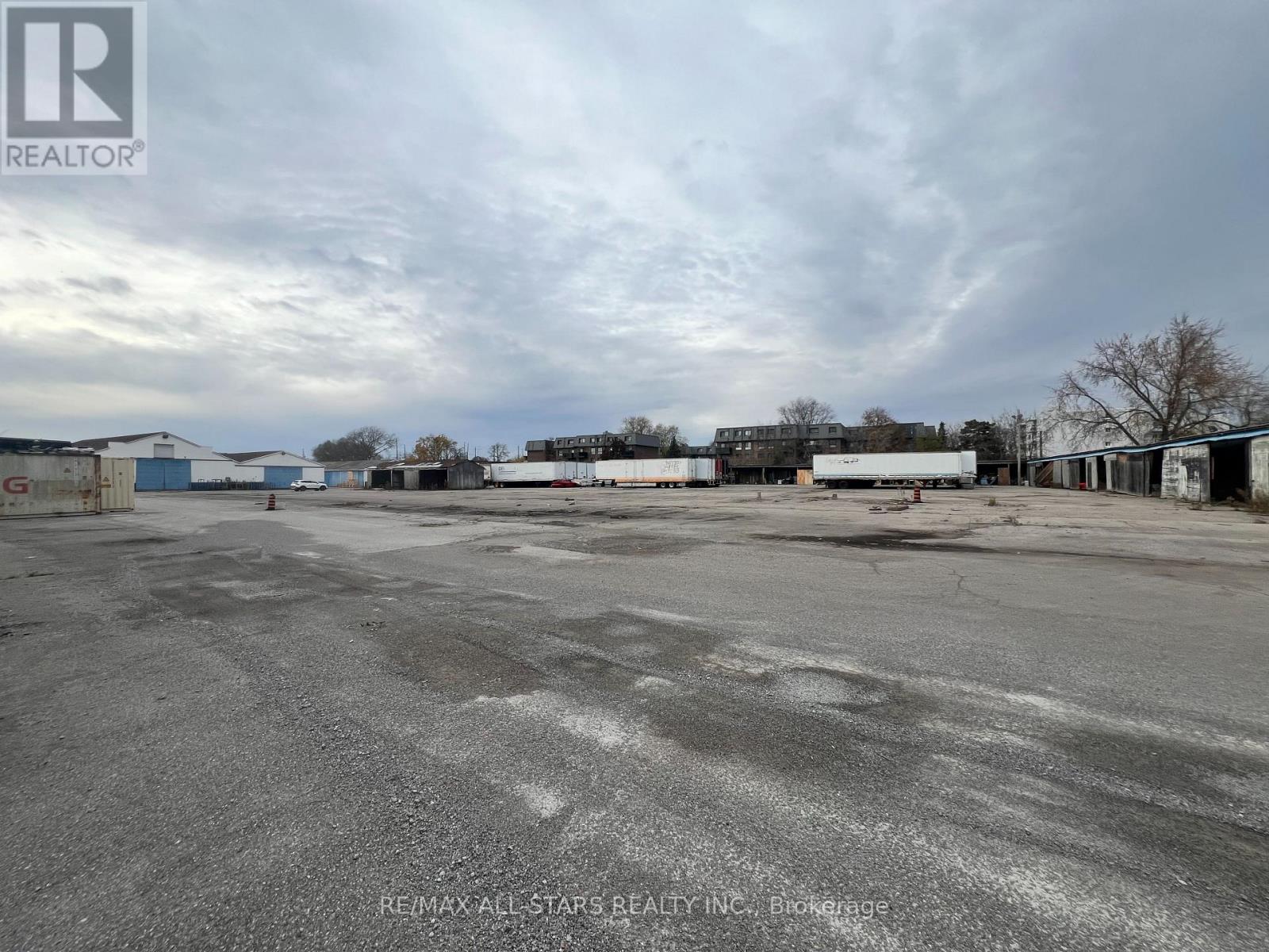 #F - 1279 SIMCOE STREET N, Oshawa (Centennial) — photo 2