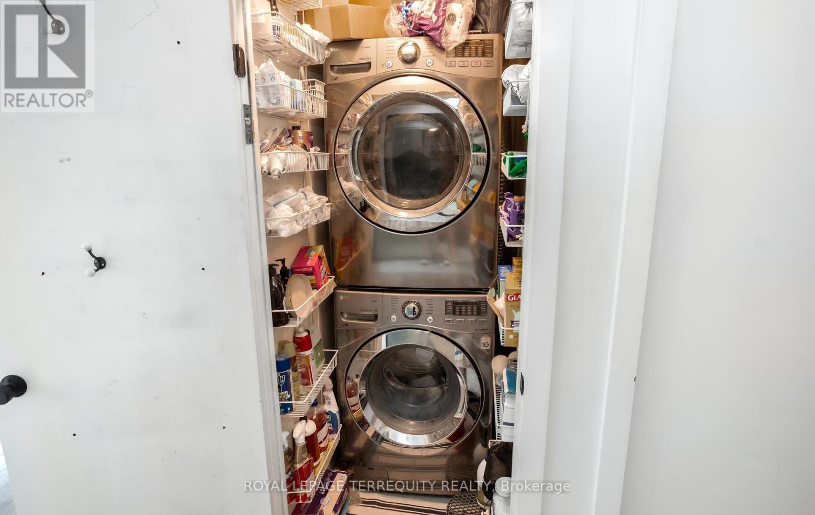 #704 50 CAMDEN STREET - 28