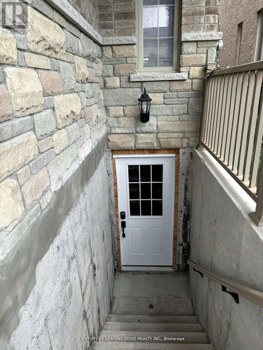 LOWER - 149 HURST DRIVE, Ajax (Northwest Ajax) — photo 2