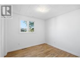 21 Harris Road thumbnail 13