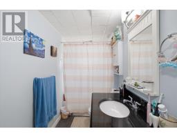 21 Harris Road thumbnail 23