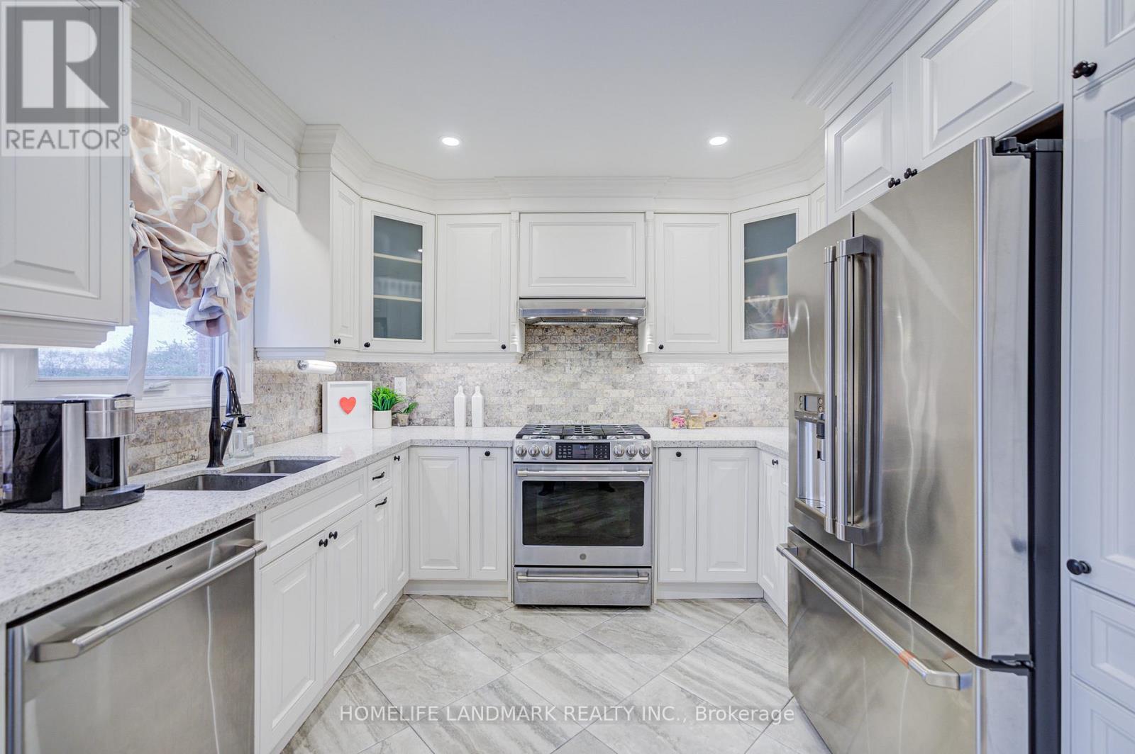 2105 FOLKWAY DRIVE - 15
