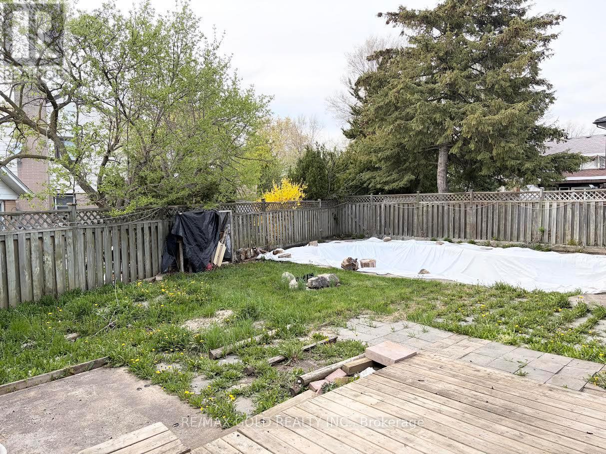 52 ELDOMAR AVENUE - 10
