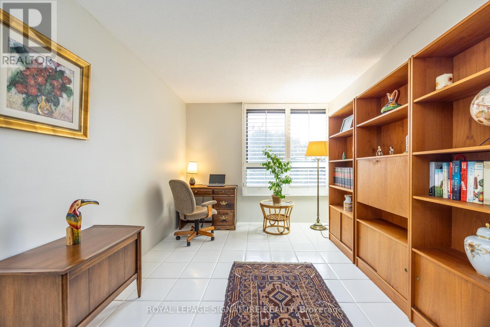 #306 1300 BLOOR STREET - 6