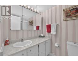 303 - 3650 Kaneff Crescent, Mississauga, ON L5A4A1 Photo 24