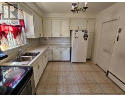 7 Elway Court, Toronto, ON M6B2N7 Photo 13