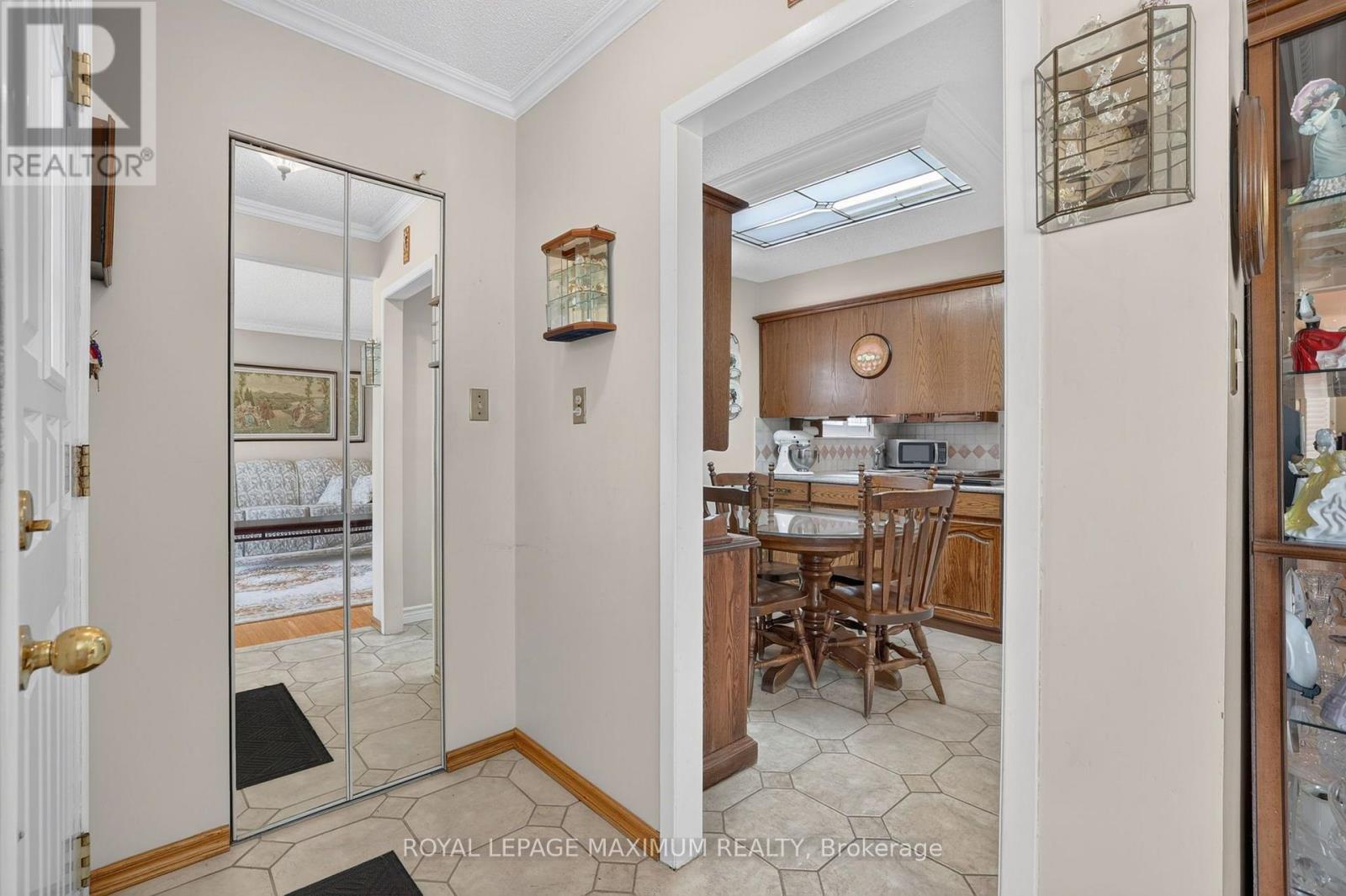 42 PERGOLA ROAD - 4