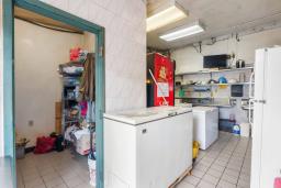 888 Notre Dame Ave, Winnipeg, MB R3E0M7 Photo 7