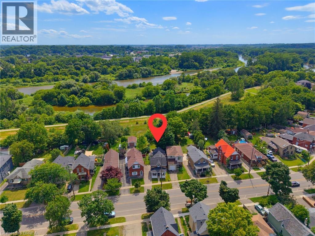 112 GRAND RIVER Avenue, Brantford — photo 2