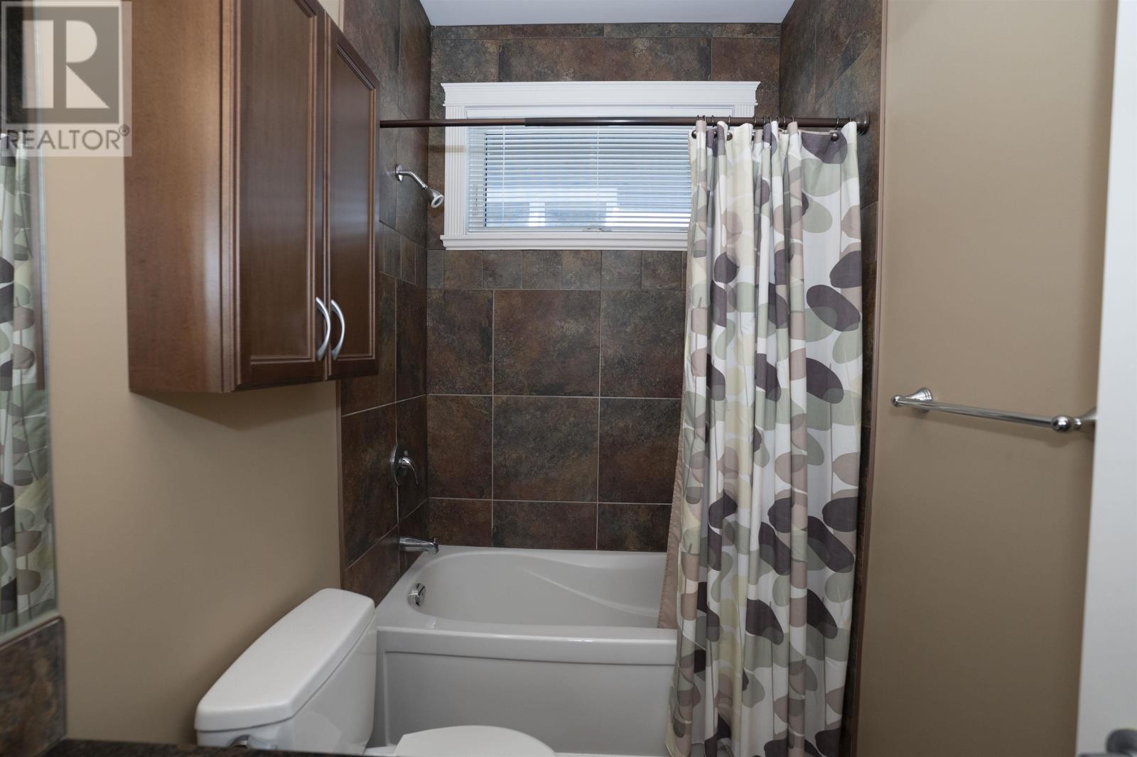 706 WEILER BLVD - Image 25