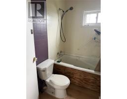 9 Fords Road thumbnail 14
