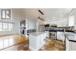 44 Battens Road thumbnail 16