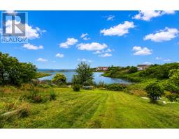 44 Battens Road thumbnail 8