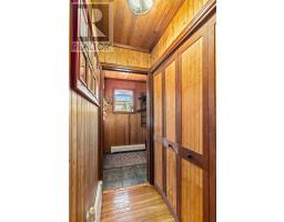 25A Deer Park Road thumbnail 16