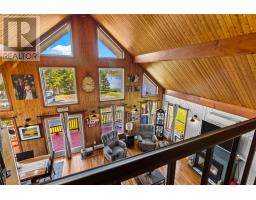25A Deer Park Road thumbnail 17