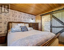 25A Deer Park Road thumbnail 20