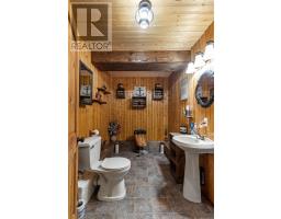25A Deer Park Road thumbnail 24