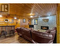25A Deer Park Road thumbnail 29