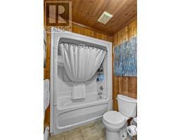 25A Deer Park Road thumbnail 31