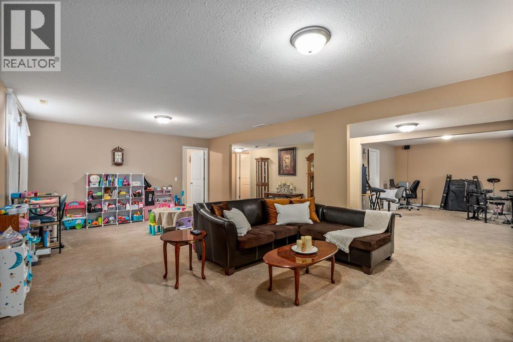 112 Hillview Drive - Image 27