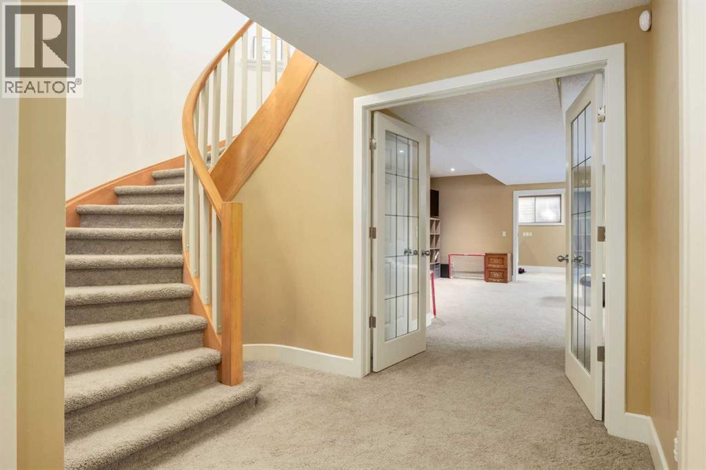 2239 Bowness Road NW - 35