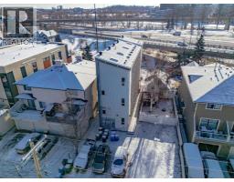 648 Mcdougall Road Ne, Calgary, AB T2E4Z7 Photo 7