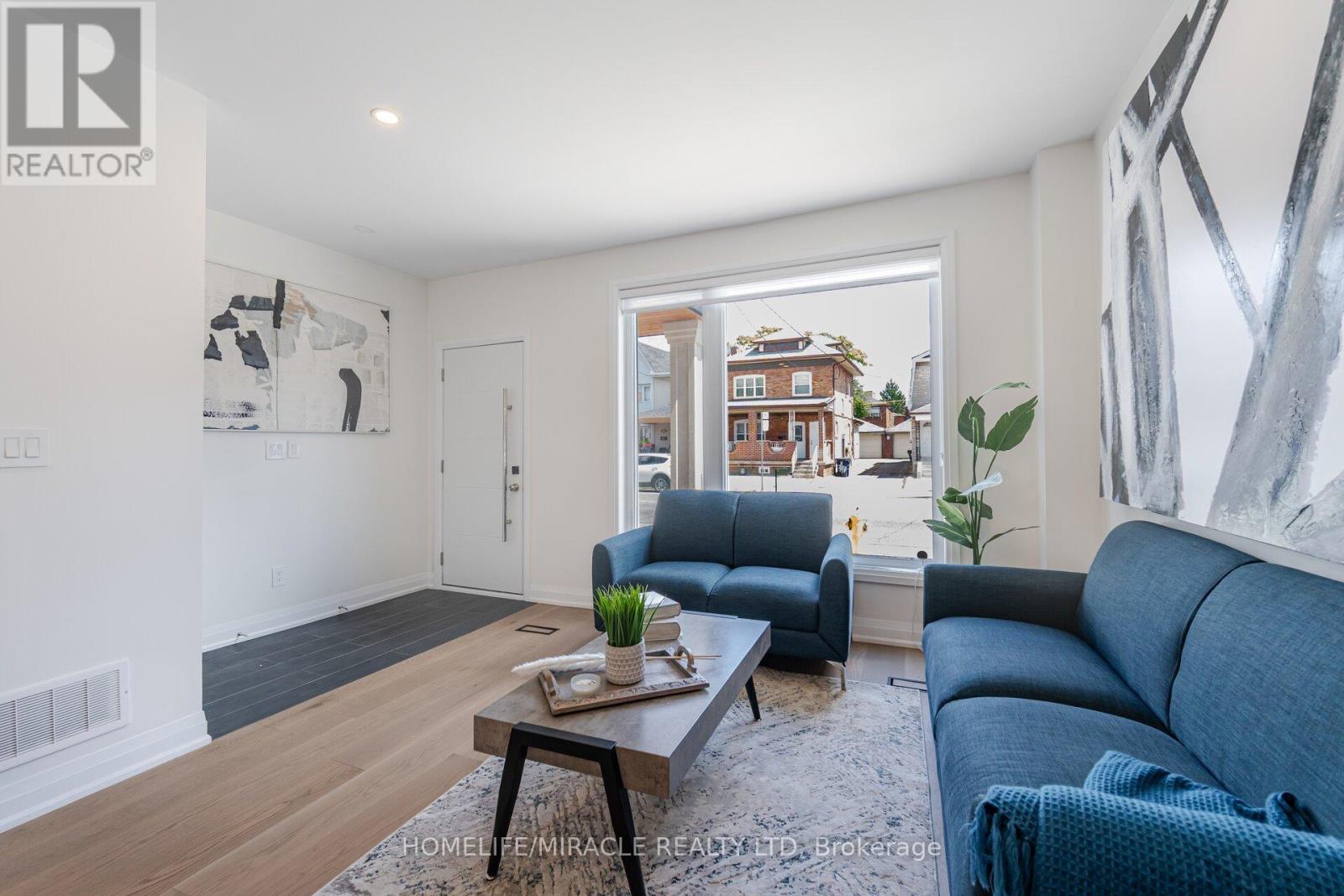388 OAKWOOD AVENUE - 4