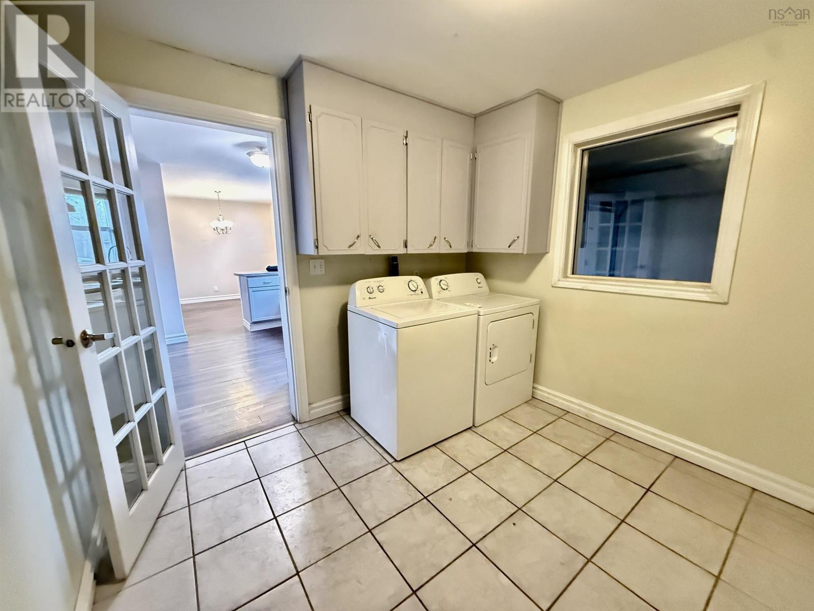 41 Irving Street - 25